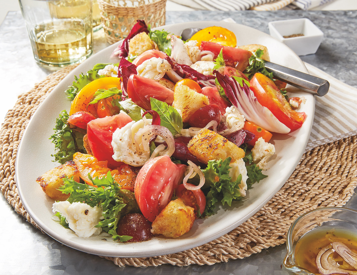 Heirloom-Tomato-Panzenella-Salad