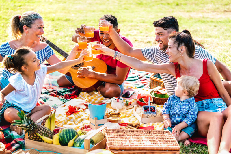 Packing a Picnic is as Easy as 1-2-3 - Market of Choice